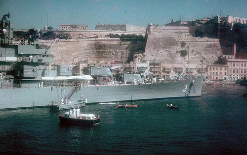 USS_Galveston_CLG-3_Valletta_Malta_28_Jun_1967_4.jpg