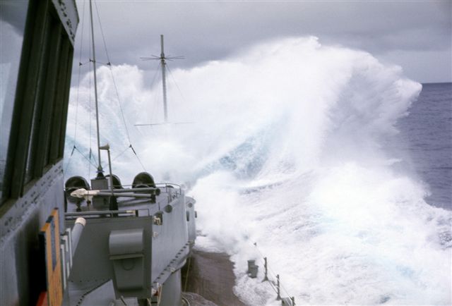 Typhone_Heavy_Seas_1969.jpg